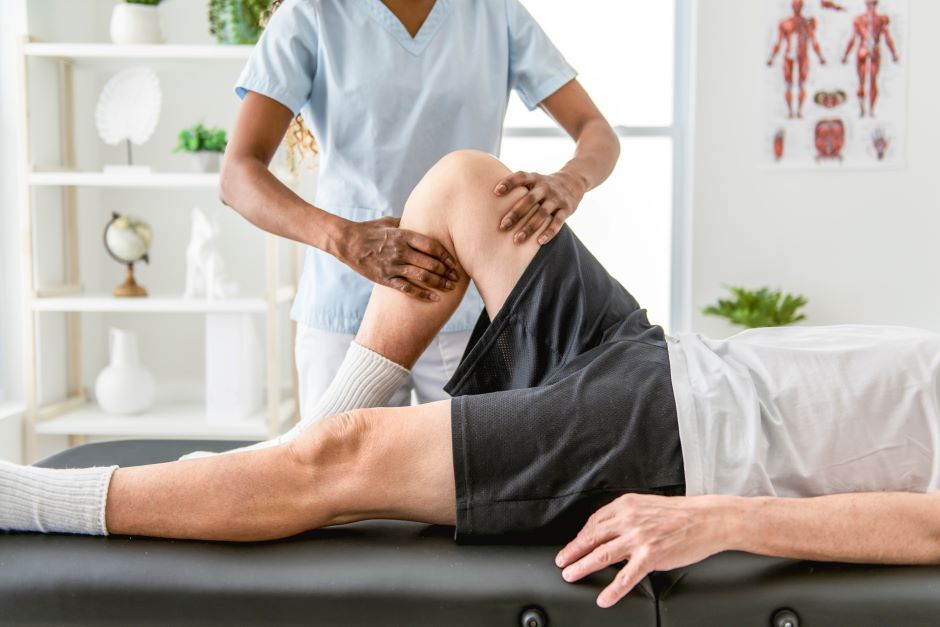 Programme de soins orthopédiques pour seniors